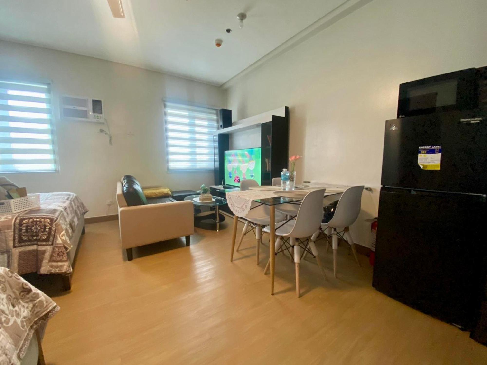 J & F Homestay - Cavite, Philippines Trece Martires Extérieur photo