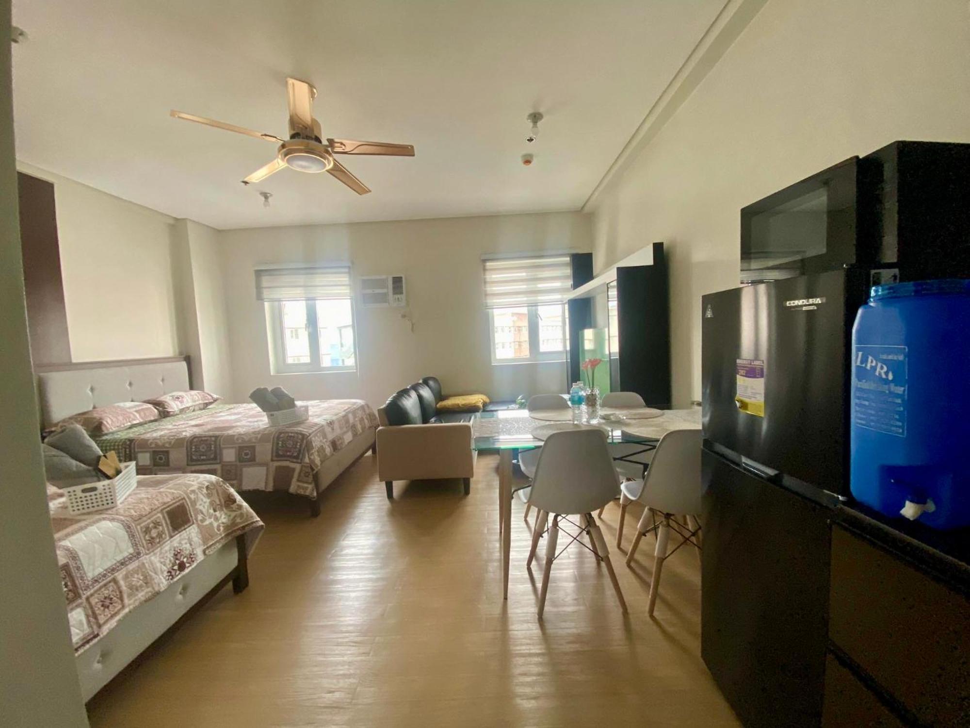J & F Homestay - Cavite, Philippines Trece Martires Extérieur photo